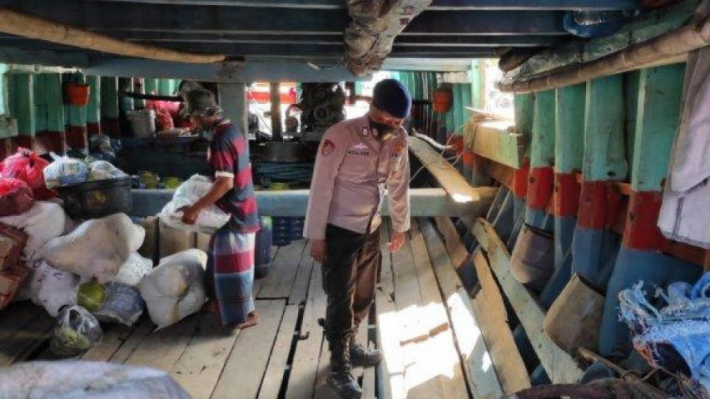 Cegah Penyelundupan Motor Bodong, Polisi di Sampang Gelar Operasi Tengah Laut