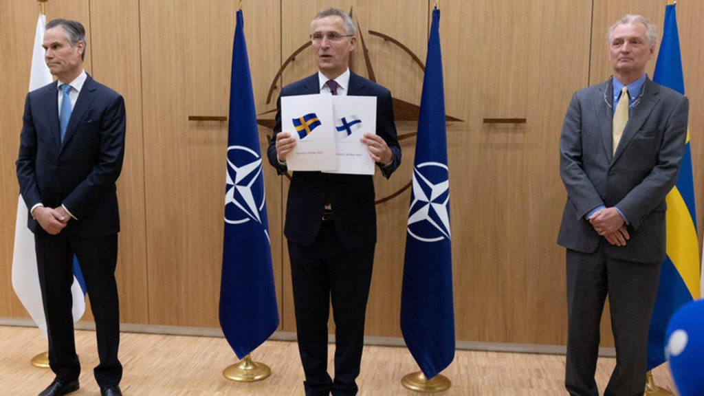 Finlandia dan Swedia Resmi Mendaftar untuk Bergabung dengan NATO