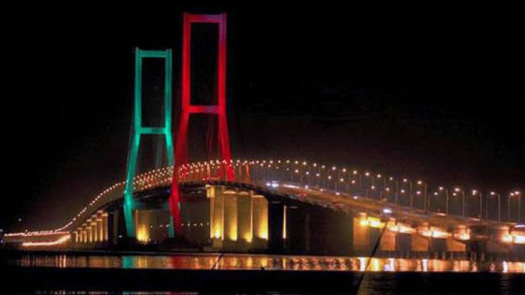 Simak! Berikut 5 Hal Menarik Tentang Jembatan Suramadu