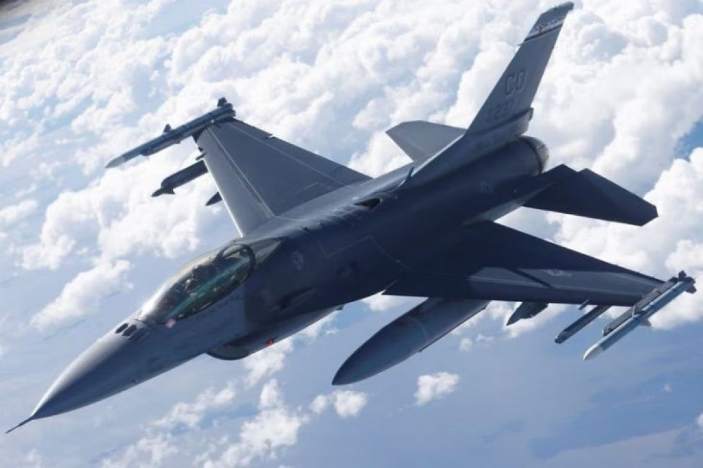 Jet Tempur F-16 AS Jatuh di Korsel, Pilot Terlempar