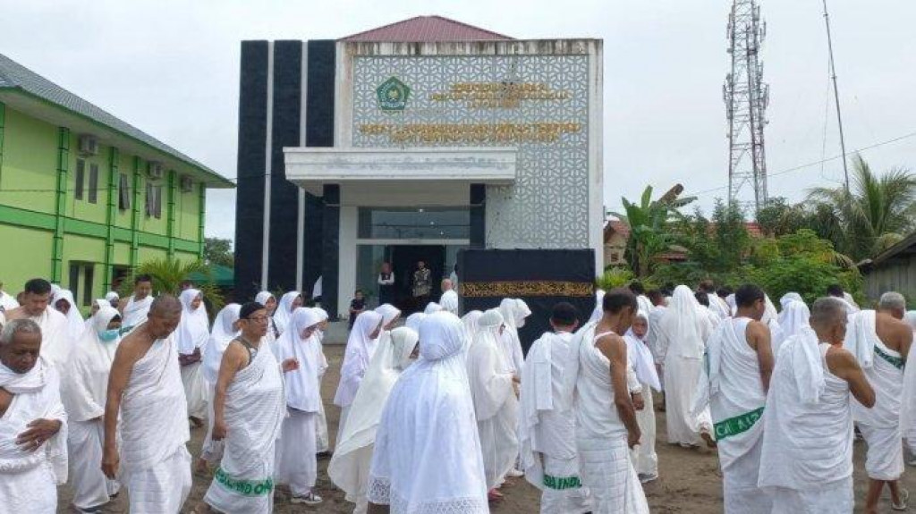 Pemkot Palangka Raya Berangkatkan Dua Kloter Calon Jemaah Haji