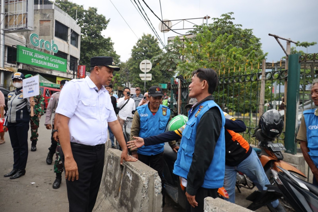 Perketat Penjagaan Stasiun Bekasi, Satpol PP dan Dishub Bakal Bertugas hingga Pukul 21.00 WIB