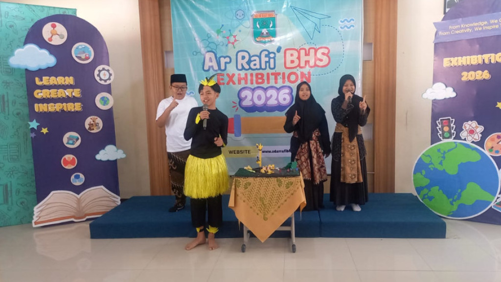 Orang Tua Antusias Saksikan Karya dan Penampilan Siswa di Exhibition 2026 SD Ar Rafi’ BHS Sumedang