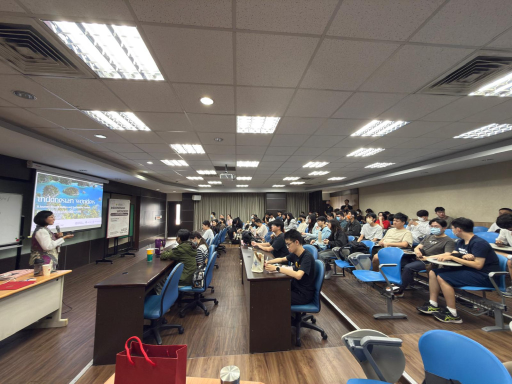 KDEI Taipei Gencarkan Promosi Budaya dan Pariwisata Indonesia ke Kampus di Taiwan