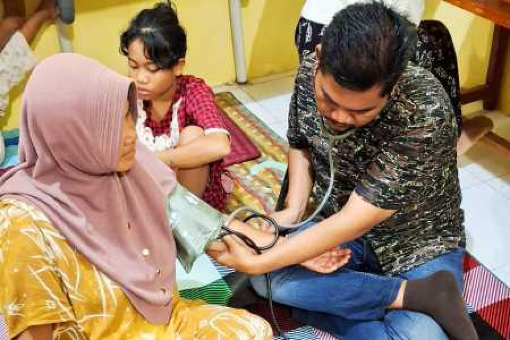 Banjir Susulan, Dinkes Tapteng Berikan Pelayanan Kesehatan Kepada Warga Terdampak
