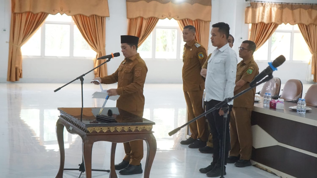 Bupati Palas PMA Pimpin Orientasi dan Pembaiatan Dewan Hakim MTQ Ke-16 Tingkat Kabupaten Palas Tahun 2026