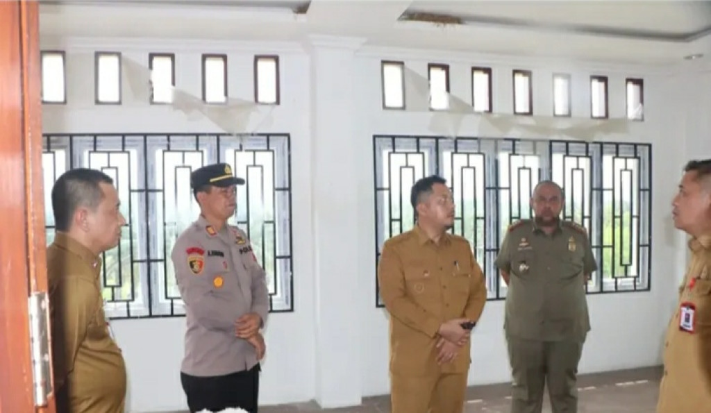 Bupati Paluta Haji Obon Tinjau Lokasi Persiapan Mako Polres di Aek Suhat Kecamatan Padang Bolak