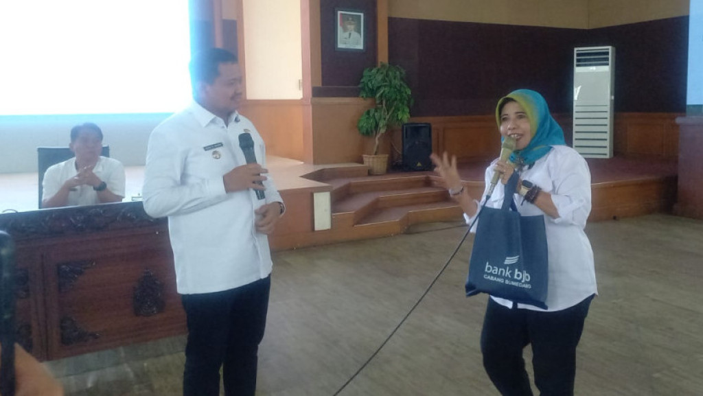 Bupati Sumedang Buka Sosialisasi Keselamatan Berlalu Lintas Bersama Kepala Sekolah SMP se-Kabupaten Sumedang
