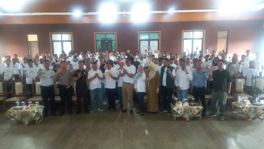 Bupati Sumedang Hadiri Puncak Peringatan Hari Buruh Internasional 2026