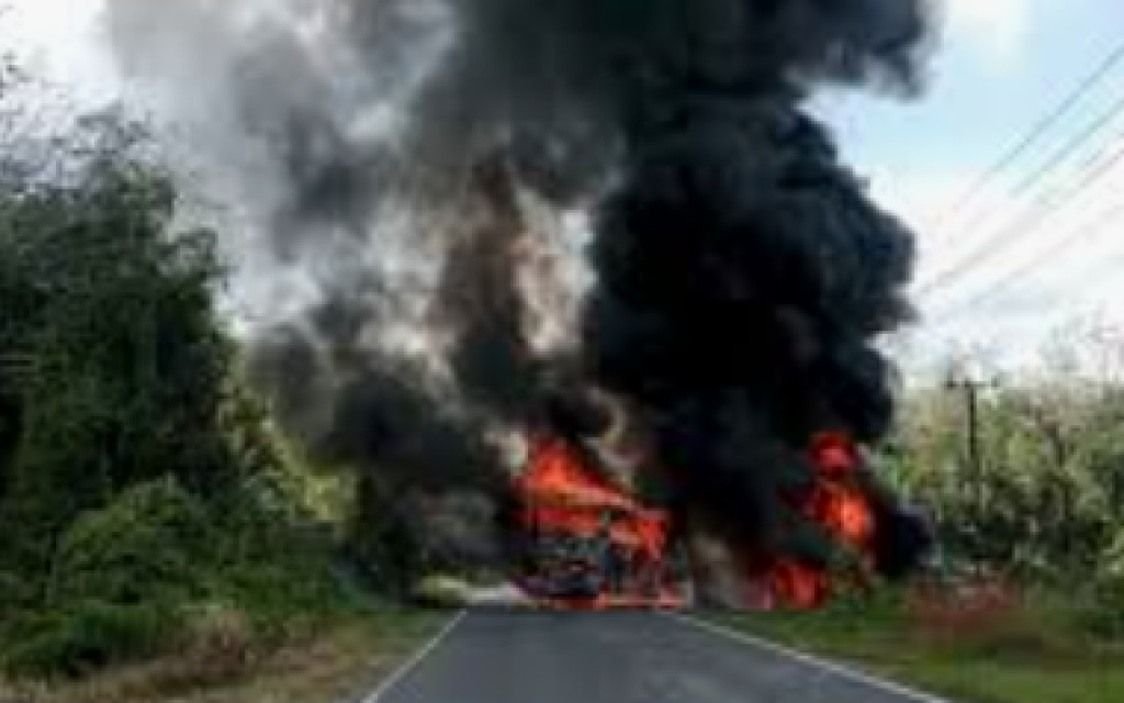Bus ALS Tabrak Tangki BBM di Muratara, 16 Orang Tewas Terbakar dan Penumpang Tak Sempat Keluar
