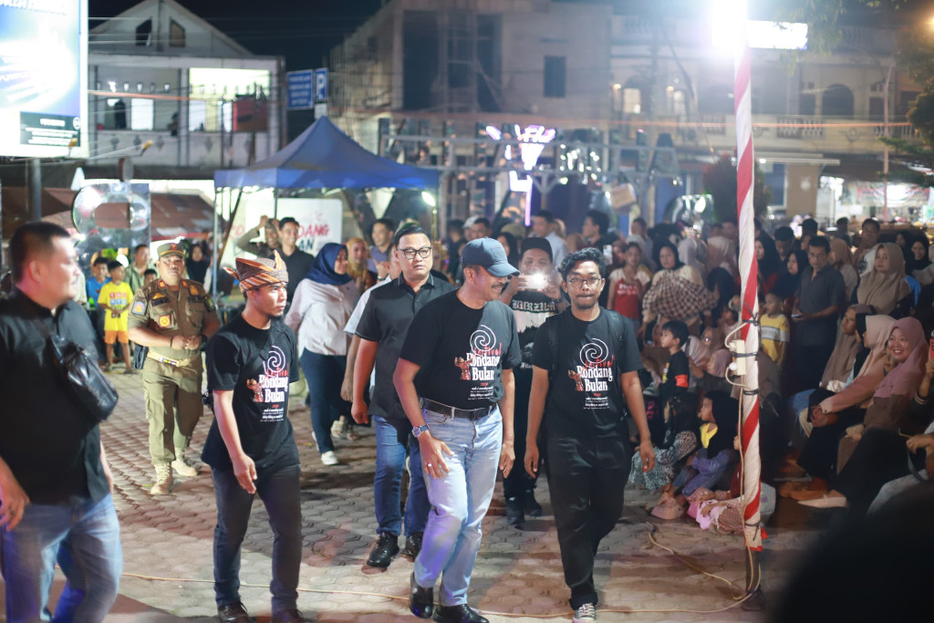 Disdik Madina Dukung Panggung Seni Mingguan di Taman Kota Panyabungan