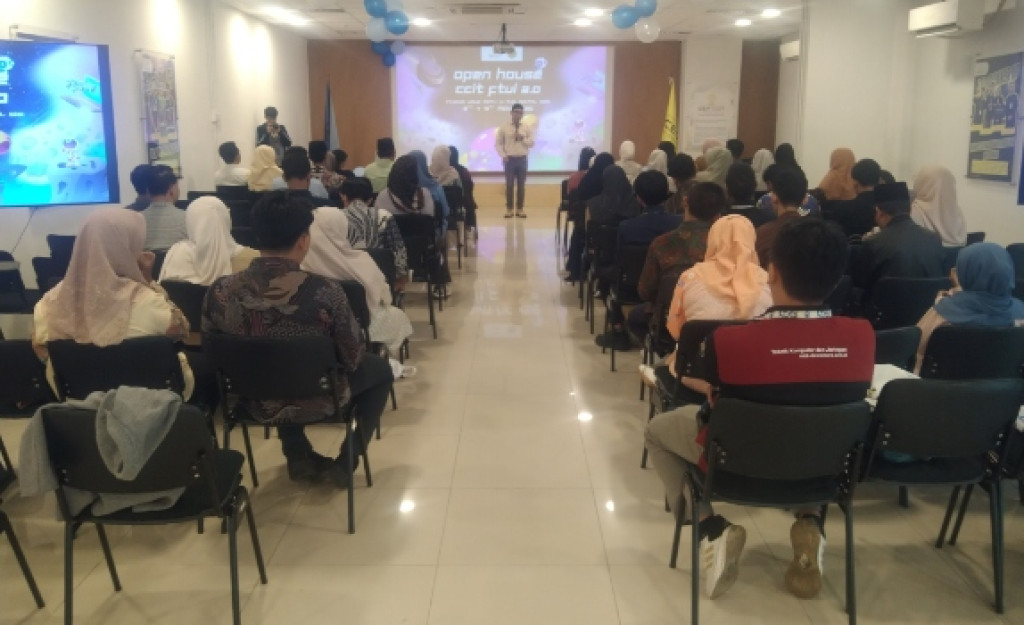FTUI Buka Akses Pendidikan Digital Praktis melalui Open House CCIT FTUI 2.0