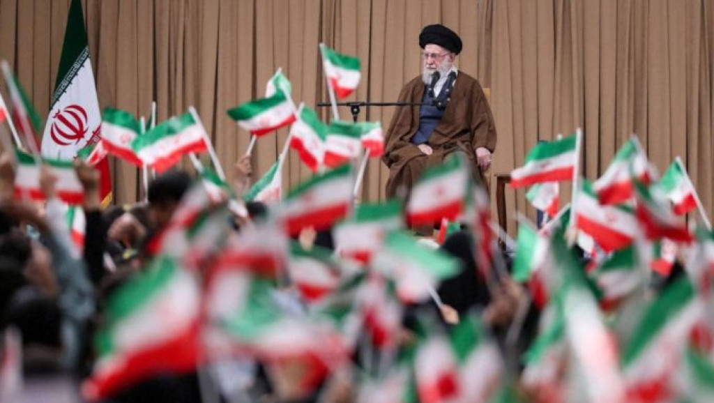 Intelijen Blak-blakan Ungkap Israel-AS Hendak Gulingkan Republik Isalam Iran