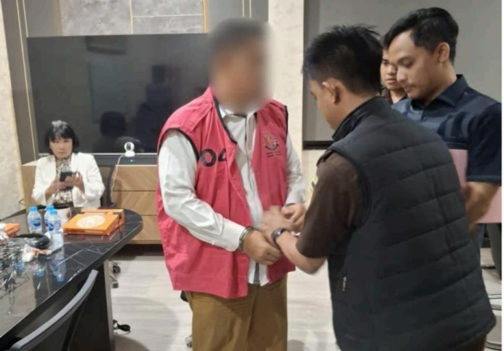 Kejari Jaktim Bongkar Skandal Mesin Jahit, Tiga Tersangka Dijerat Korupsi Rp4 Miliar