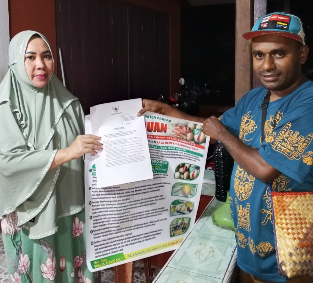 Kepala Kampung Werba Utara Kawal Edaran Bupati Soal Harga Pala Fakfak