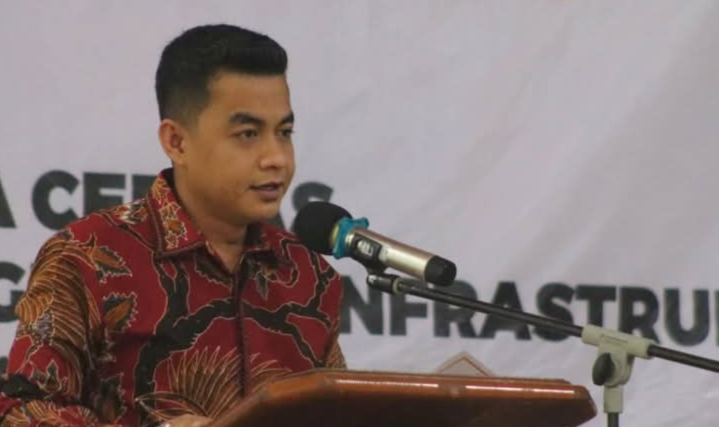 Ketua DPRD Nias Barat Bungkam soal Video Viral Diduga Mirip Anggota Dewan Hisap Sabu