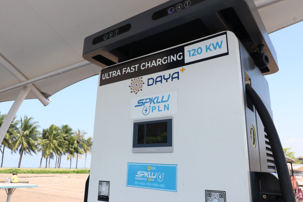 Kini Charging Mobil Listrik Tidak Perlu Menunggu Lama, PLN Tambah Ultra Fast Charging di Aloha PIK 2