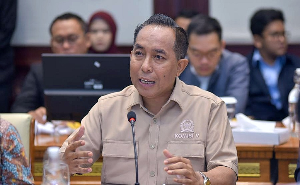 Komisi V DPR Desak Pemerintah Transparan Ungkap Penyebab Tabrakan Kereta di Bekasi
