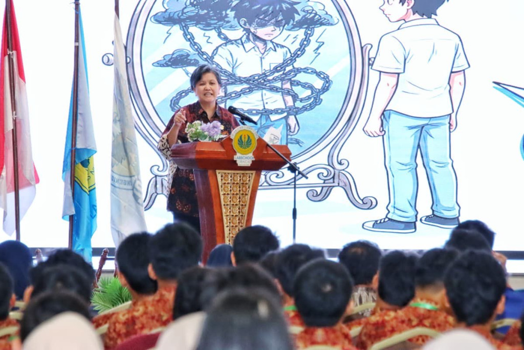Lestari Moerdijat Ajak Remaja Jujur Cantumkan Usia di Media Sosial demi Keamanan Digital