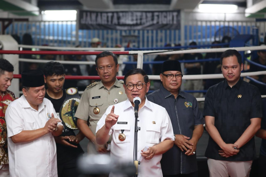 Munjirin Gandeng Komunitas Pemuda, Ring Tinju dan Skatepark Ciracas Diresmikan Pramono Anung