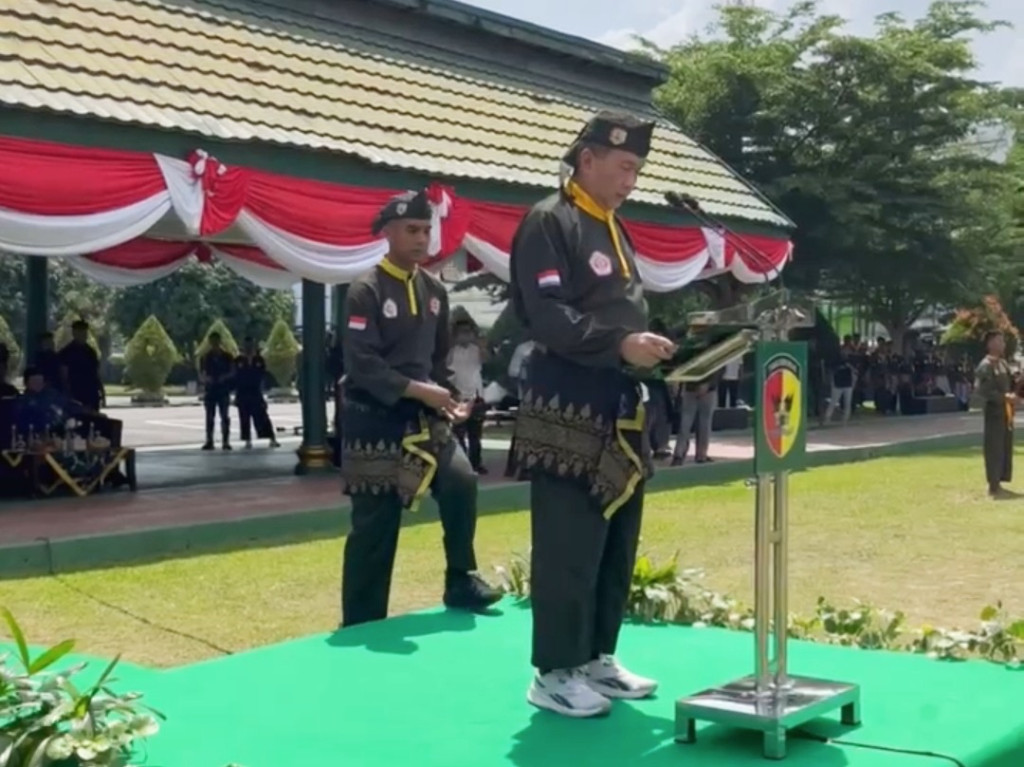 Pangdam XX/Tuanku Imam Bonjol Kukuhkan Pencak Silat Militer Wilayah Korem 042/Gapu