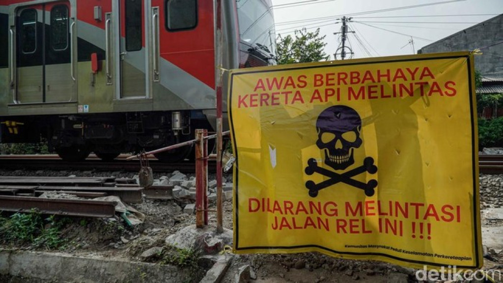 Perlintasan Liar Tebet Ditutup PT KAI Demi Keselamatan Warga dan Kereta