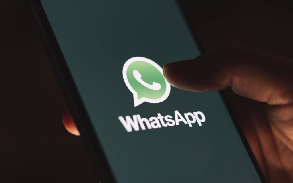 Pilih Chat daripada Telepon? Kebiasaan Ini Ternyata Ungkap Cara Anda Berpikir