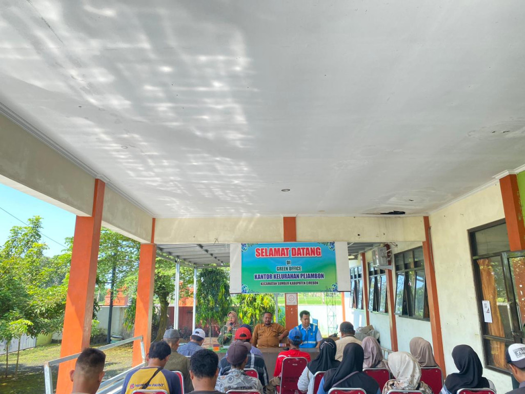 PLN ULP Sumber Tingkatkan Kesadaran Keselamatan Ketenagalistrikan Warga Pejambon