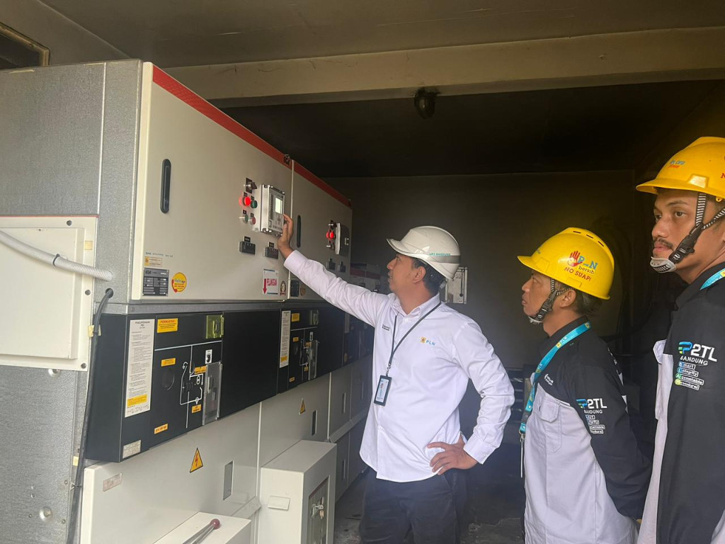 PLN UP3 Bandung Hadirkan Same Day Service untuk Dukung Operasional RS Santo Borromeus Summarecon Bandung