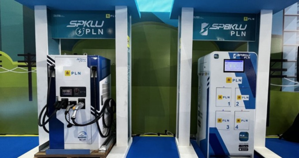 PLN UP3 Sukabumi Edukasi Perbedaan SPKLU dan SPBKLU untuk Dukung Ekosistem Kendaraan Listrik