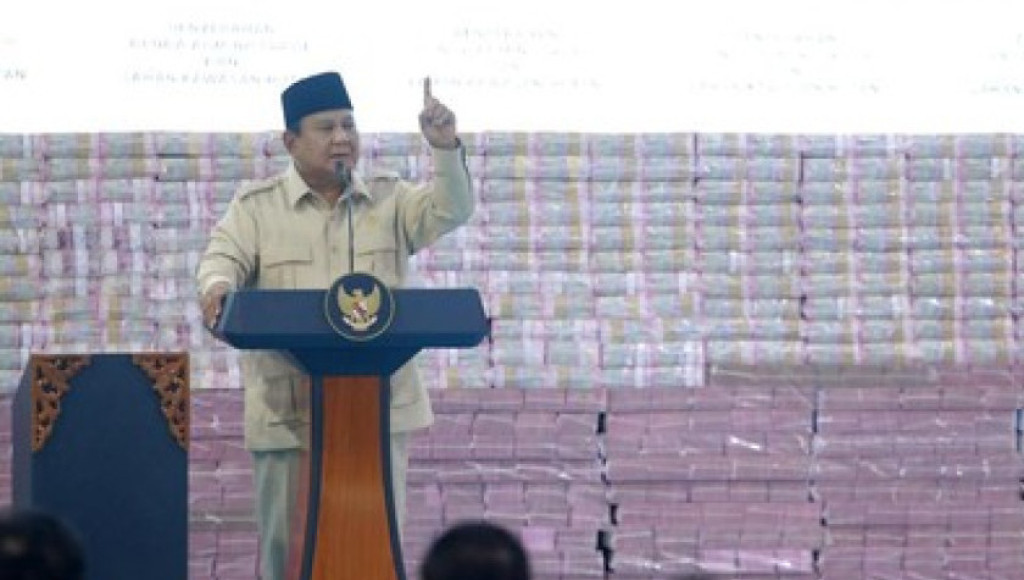 Sentil PNM Mekaar, Prabowo Geram Bunga Kredit Mikro 24% Tapi Pengusaha Dapat 9%