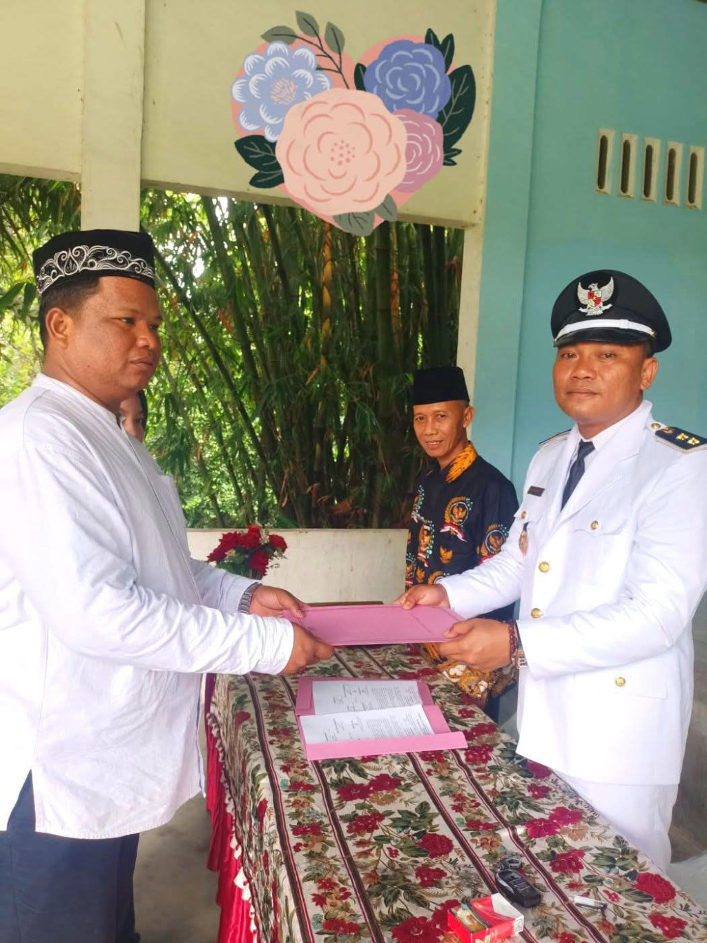 Tidak Kutip Biaya SK Perangkat, Pangulu Perdagangan II Layak Dicontoh