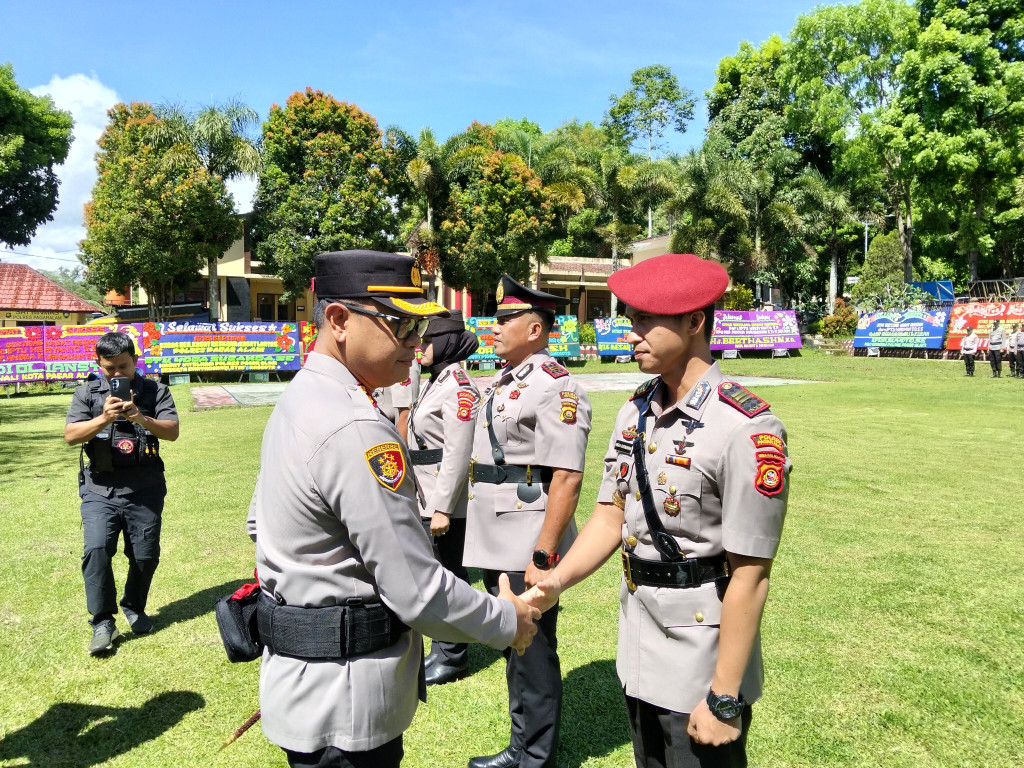 Tiga PJU Polres Pagar Alam Berganti, Kapolres Tekankan Profesionalisme dan Pelayanan Prima
