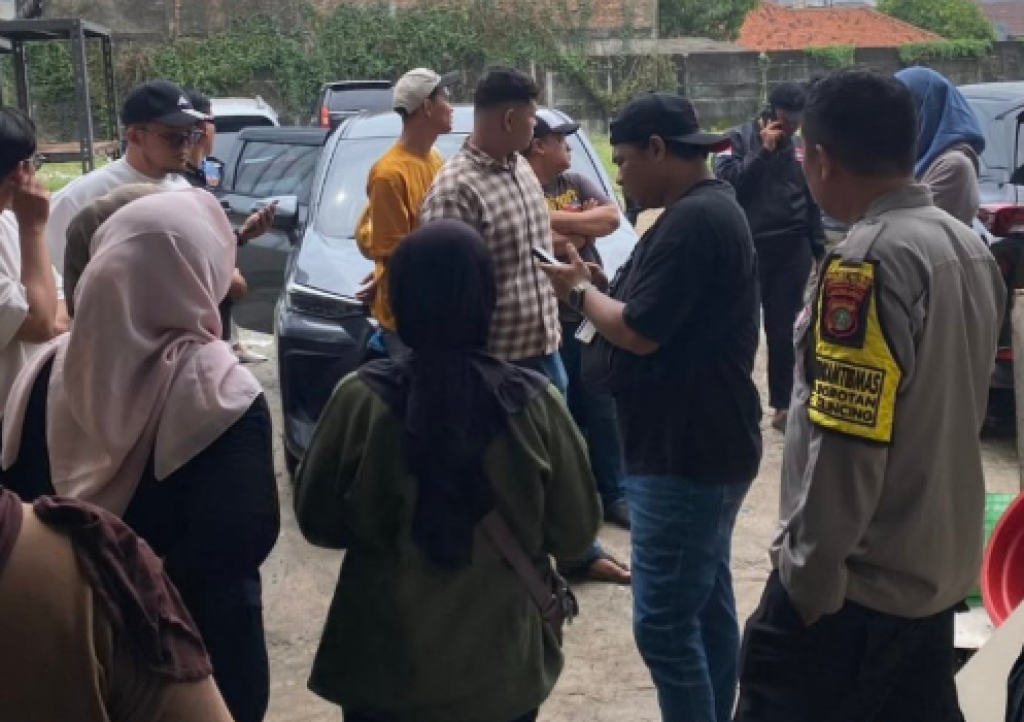 Viral WO Diduga Tipu Pengantin di Bekasi, Resepsi Berubah Jadi Tangisan Massal