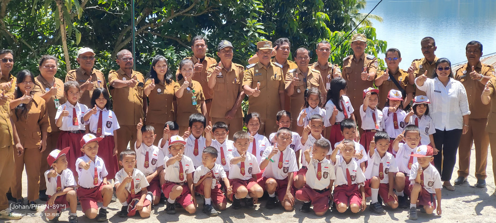 Wabup Toba Kunjungi SD 177679 Panamean, Hingga Saat ini  Belum Pernah Menerima MBG
