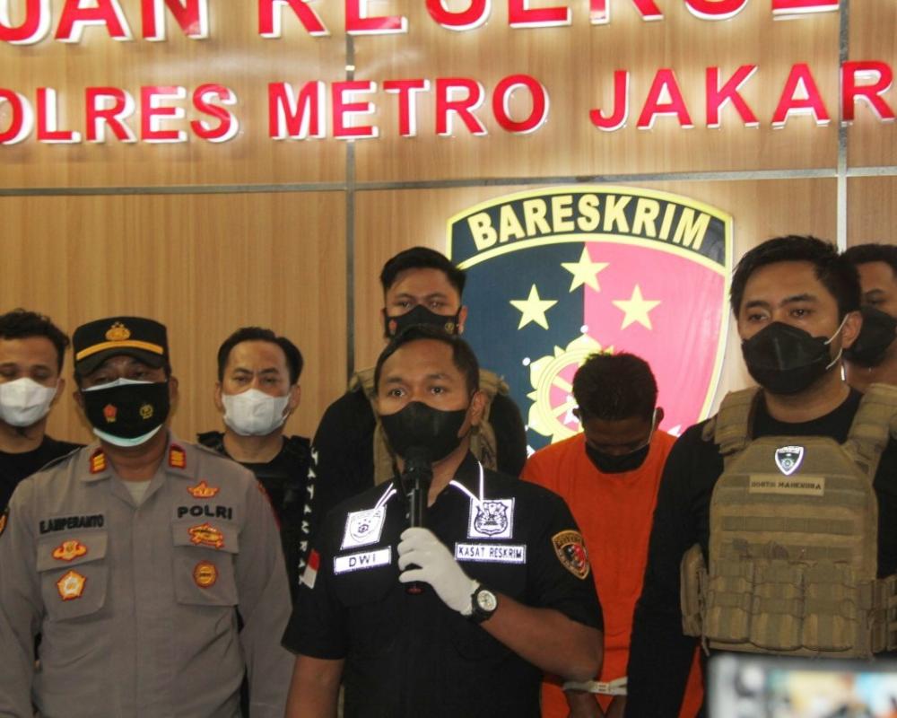 Jadi Buron Selama 2 Bulan, Pelaku yang Bakar Tetangganya di Jakbar Ditangkap Polisi