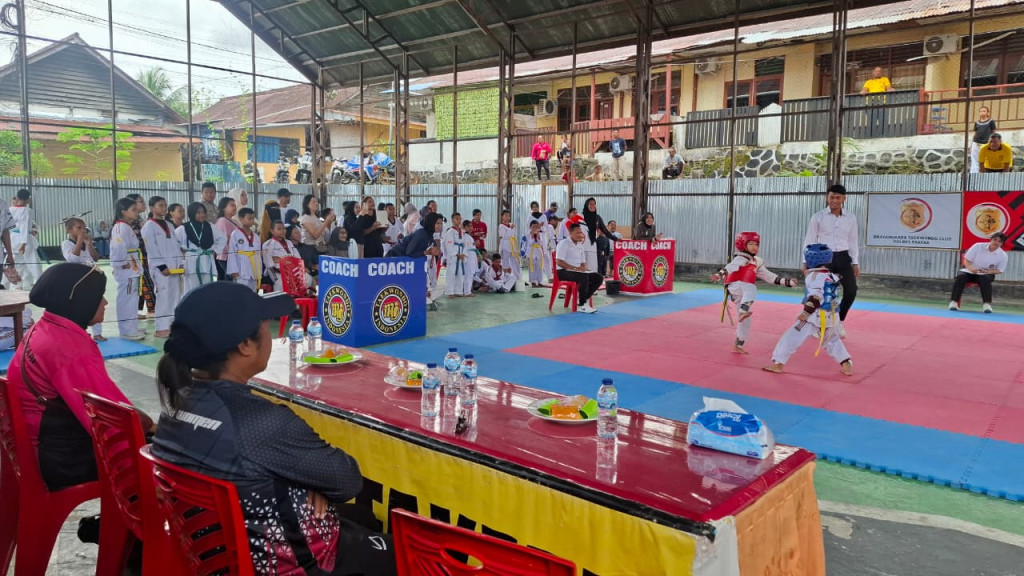 50 Atlet Muda Tampil di Kapolres Cup II, Taekwondo Fakfak Cetak Karakter dan Prestasi