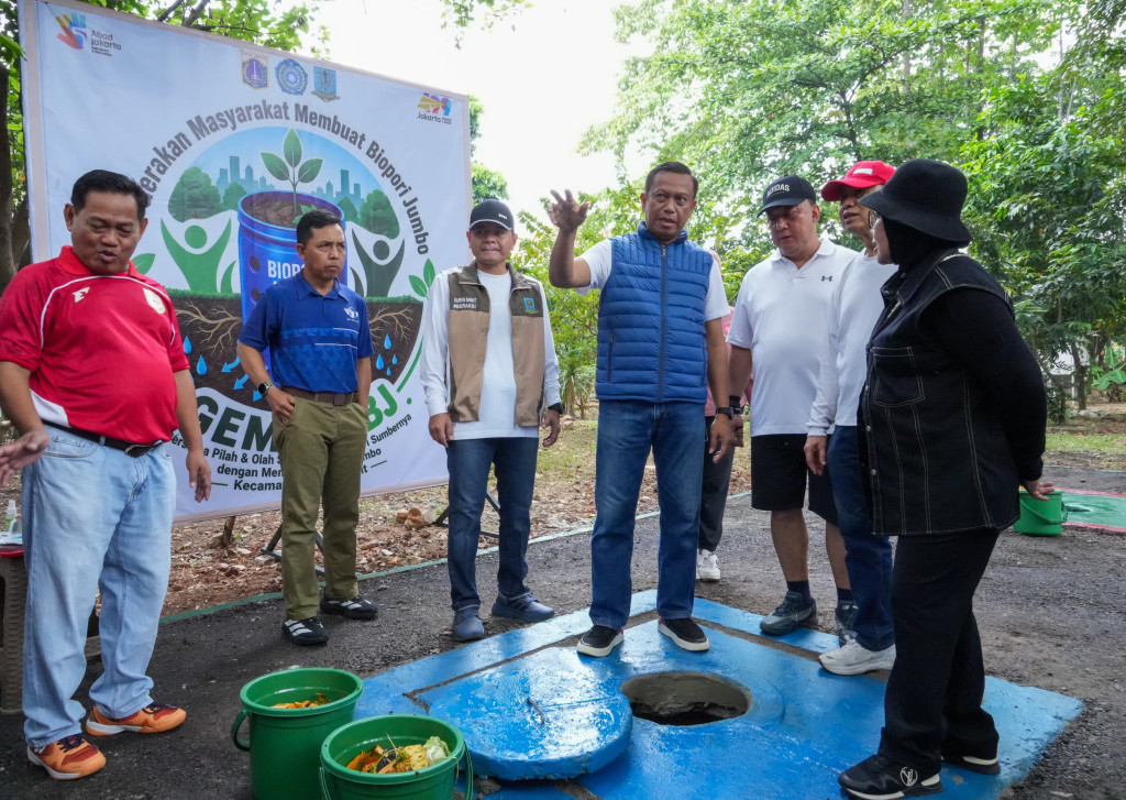 AKMP dan Biopori Jumbo Jadi Solusi Pengelolaan Sampah Berbasis Masyarakat di Jakarta Timur