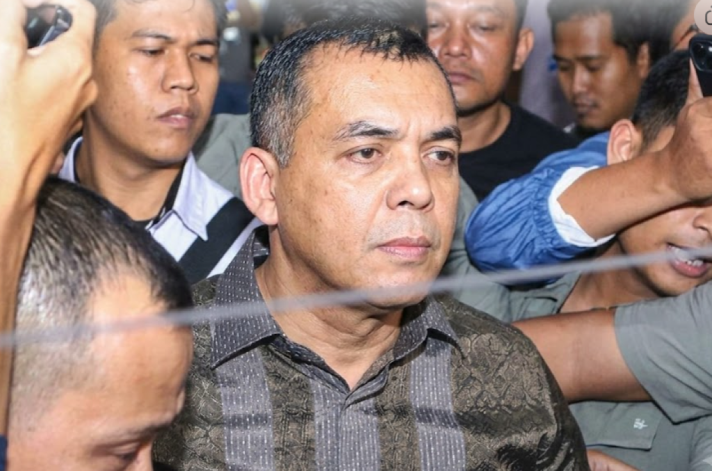 Belasan Orang Terjaring OTT, Silmy Karim Resmi Ditahan KPK Setelah Pemeriksaan Maraton