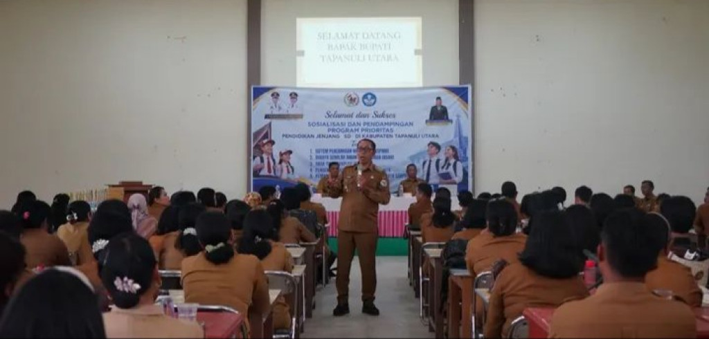 Bupati Taput Gelar Sosialisasii Program Prioritas Pendidikan Tingkat SD se-Kabupaten Tapanuli Utara