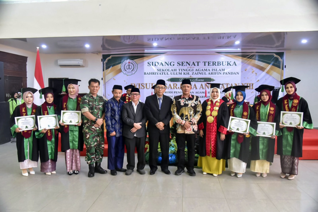 Hadiri Wisuda STAI Bahriatul Ulum, Wakil Bupati Tapteng Ajak Lulusan Jadi Agen Perubahan