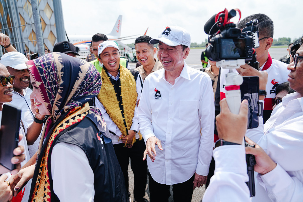 Jokowi Awali Agenda Politik Bersama PSI dari Lampung
