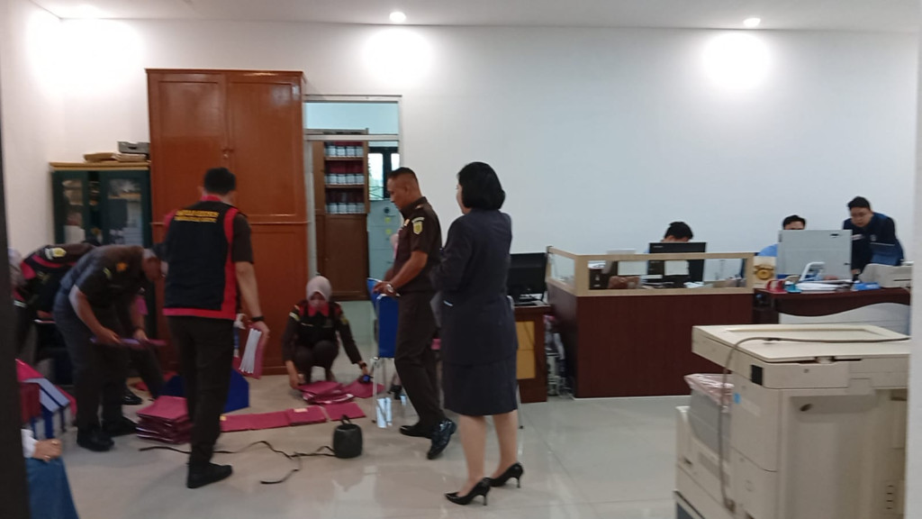 Kejari Pagar Alam Kembali Geledah Bank Sumsel Babel, Lima Tersangka Kasus KUR Segera Ditetapkan