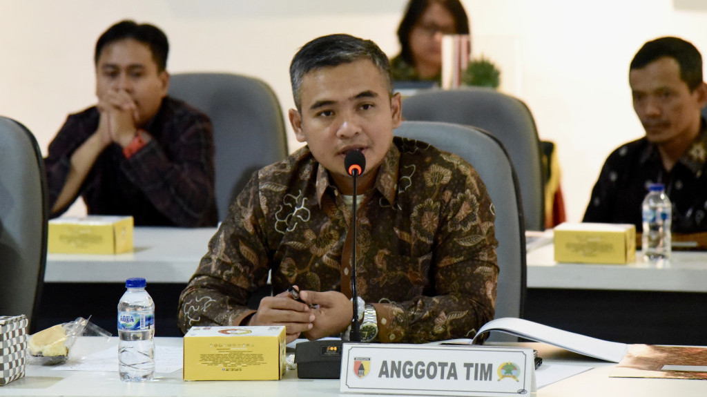 Komisi I DPR Desak Komdigi Perkuat Informasi Positif dan Lawan Penyebaran Hoaks