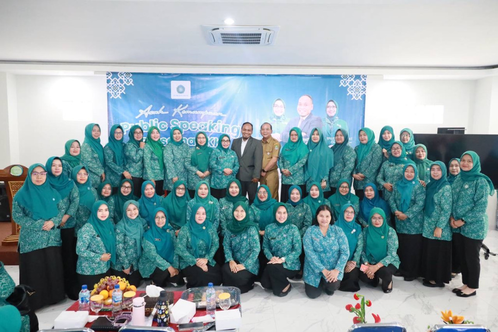 Lewat Seminar Asah Kemampuan Public Speaking, PKK Kota Bekasi Ingin Kader Naik Kelas