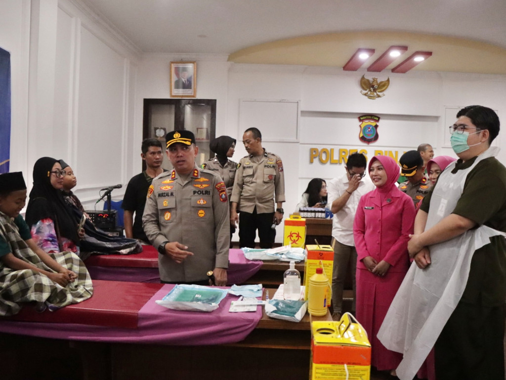 Menyambut Hari Bhayangkara ke-80 Tahun 2026, Polres Binjai Gelar Sunatan Masal