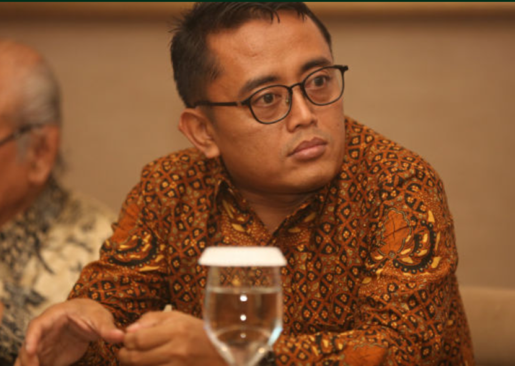 OJK Batasi Layanan Paylater, Ekonom INDEF: Pelindungan Konsumen Bakal Makin Kuat