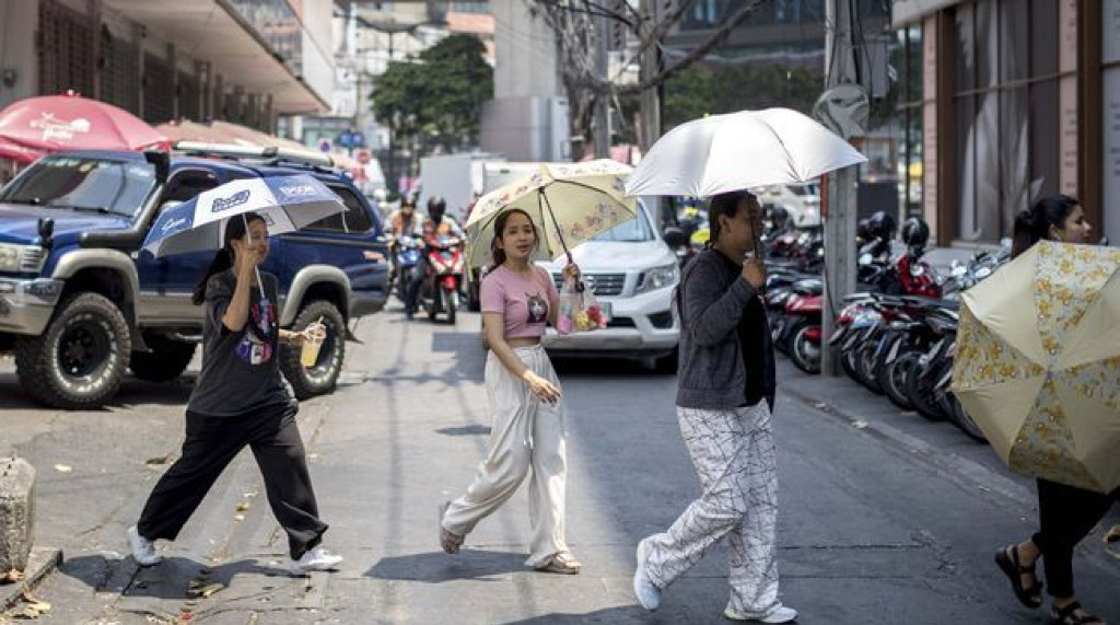 Panas Ekstrem Landa Bangkok Masuk Zona Bahaya, Suhu Capai 51,9 Derajat Celsius