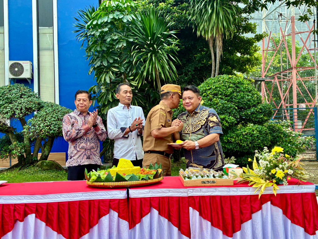 Peringati Dua Dekade, Perumda Tirta Patriot Luncurkan Inovasi “Tirta Patriot Mobile”