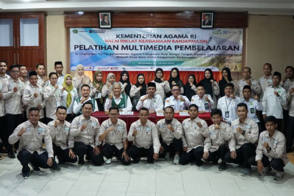 PLN Tingkatkan Kompetensi Guru HST Melalui Program Madrasah Digital